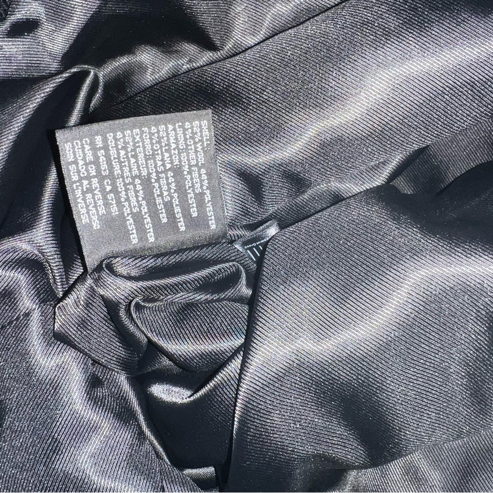 Dress coat. - Picture 6 of 7